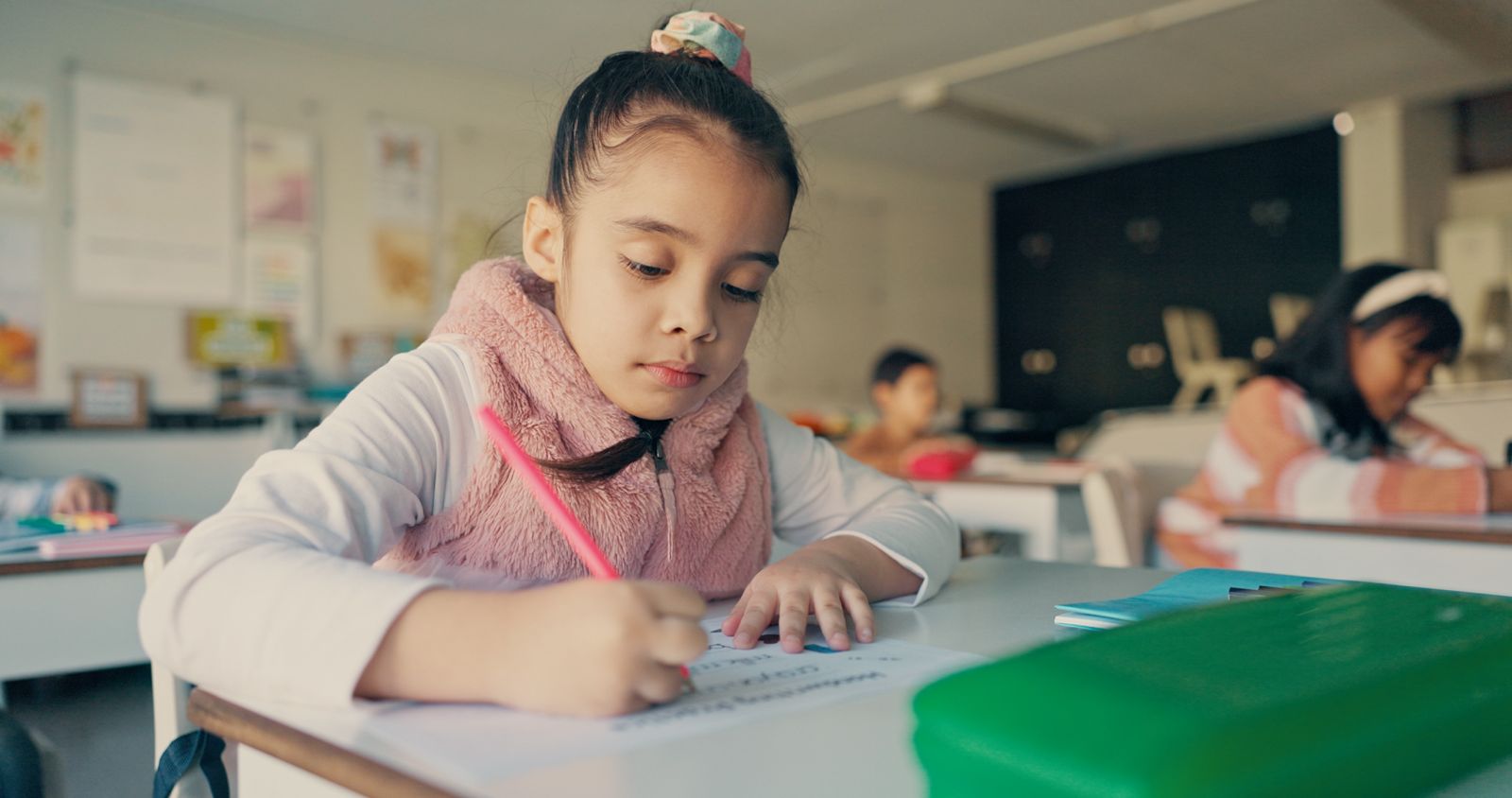Lebanese Children Return to Education: UNICEF’s Commitment