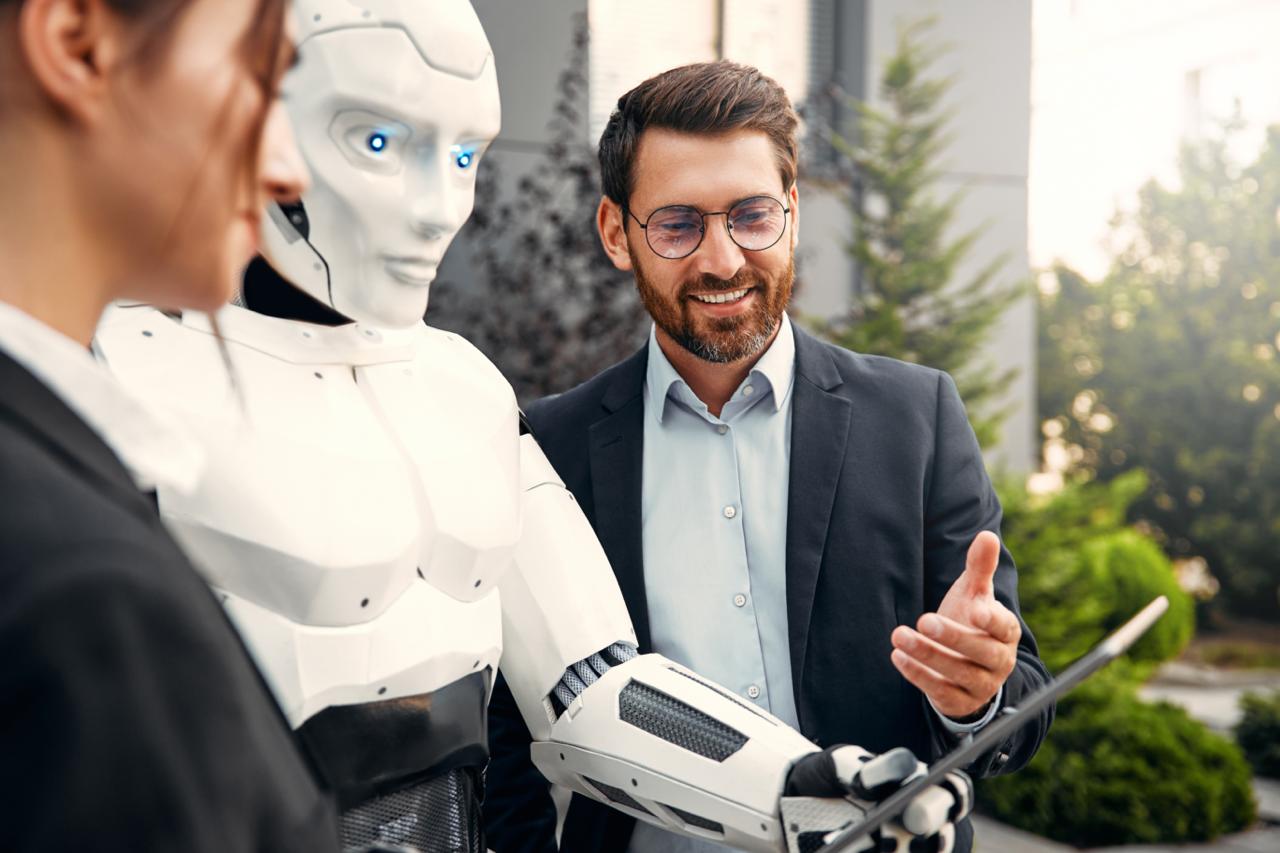 Meet the New Manager: AI-Powered Management