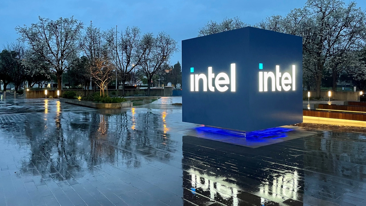 China’s Cybersecurity Group Calls for Review of Intel Products Amid Security Concerns