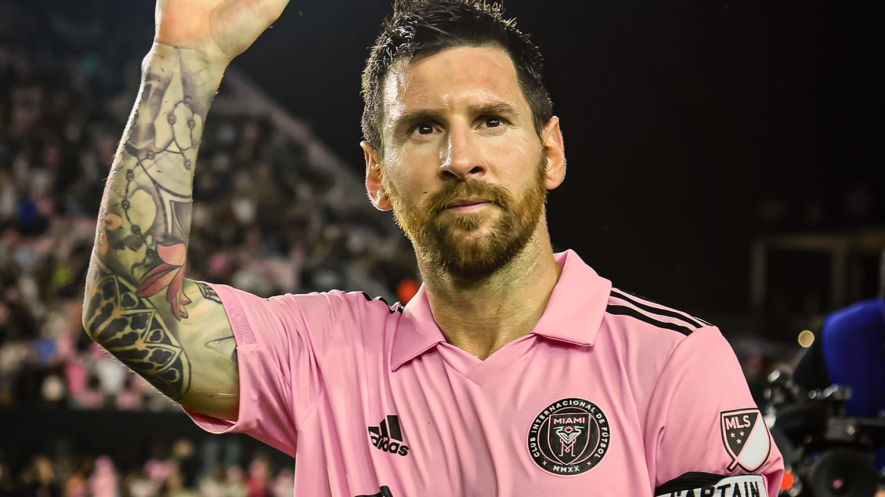“Messi Shines, but Inter Miami’s Playoff Dreams End Unexpectedly – Ultimate Analysis of MLS Cup Exit”