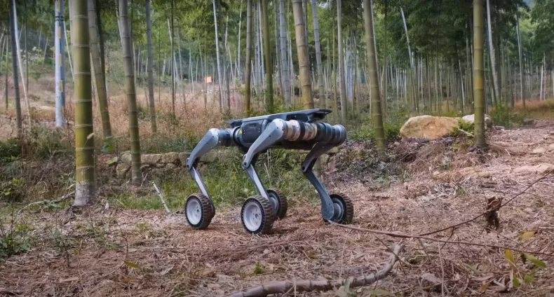 Lynx Quadruped Robot: The Ultimate All-Terrain Speed Machine
