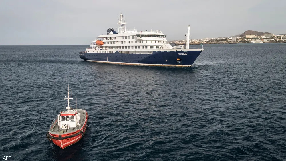 40 Passengers Disembark “Infected” Cruise Ship to Remote Atlantic Island